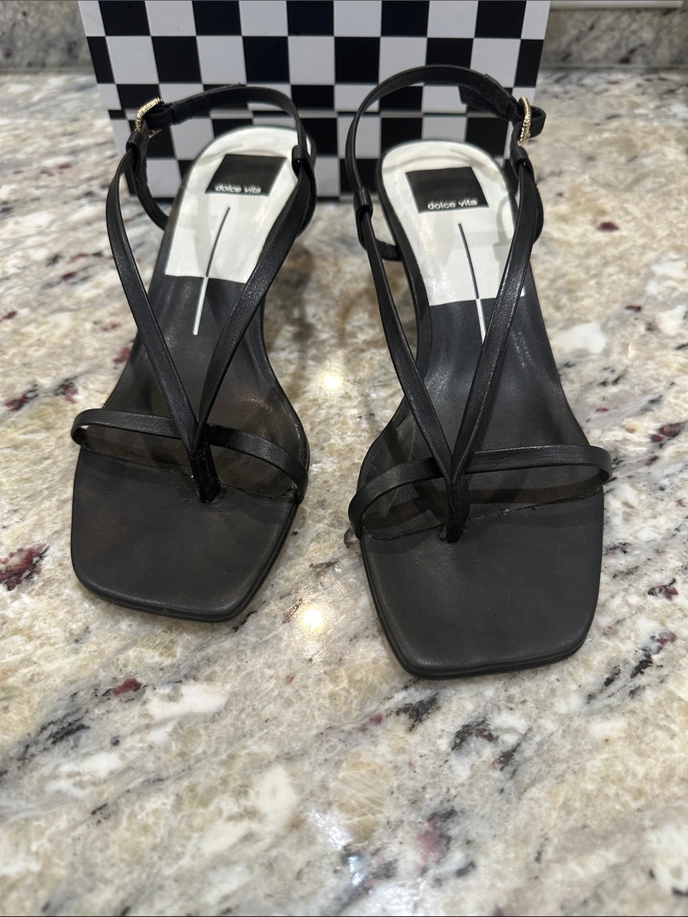 Dolce vita Laury kitten heel sandal